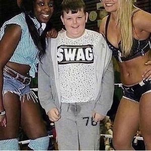 Meet your Posher, Ethan